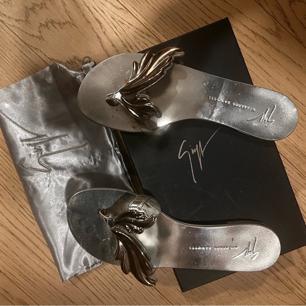Silver Metallic Giuseppe Slides